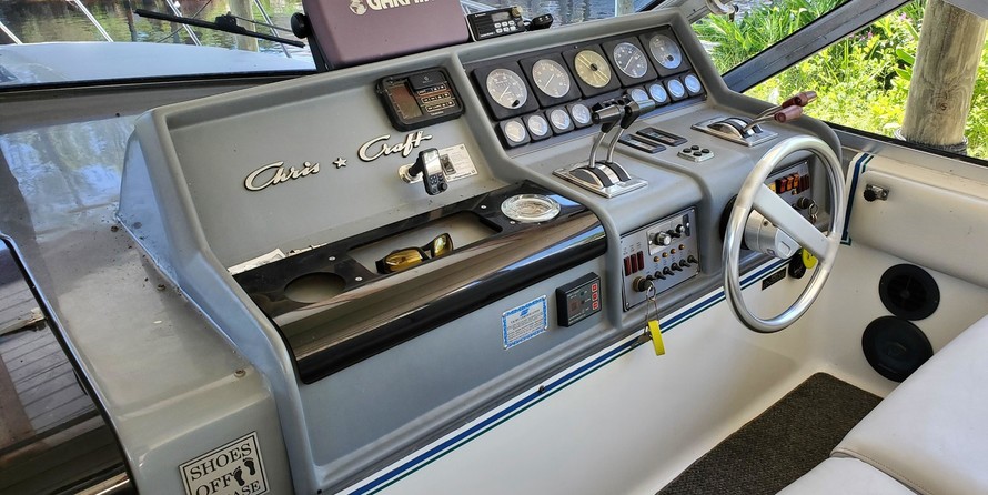 Chris-Craft 412 Amerosport