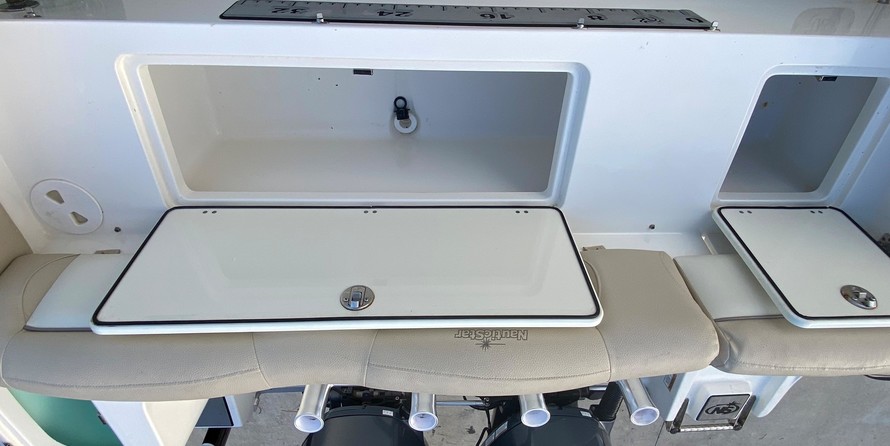 NauticStar 2602 Legacy
