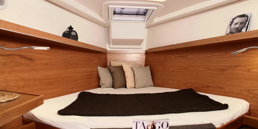 Hanse 415