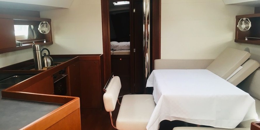Beneteau Oceanis 45