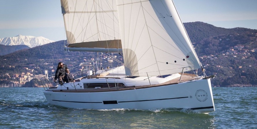 Dufour 310