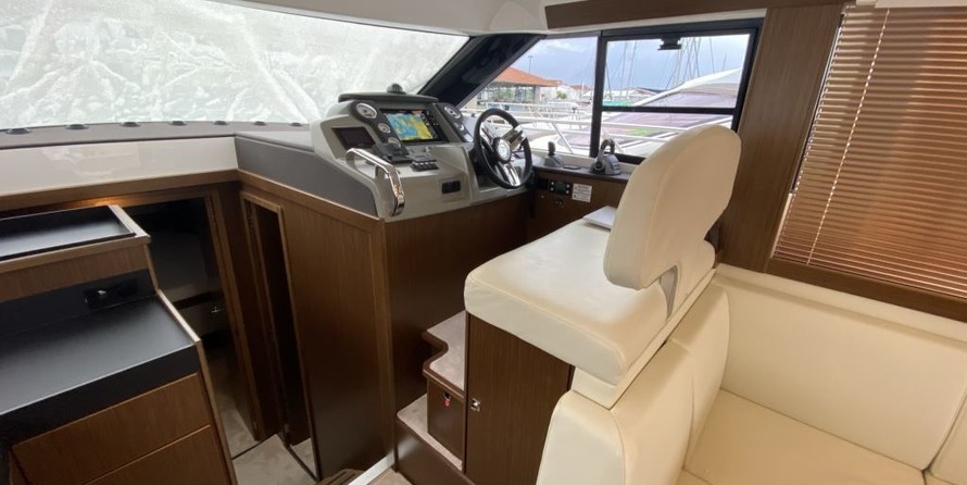 Bavaria Virtess 420 Fly