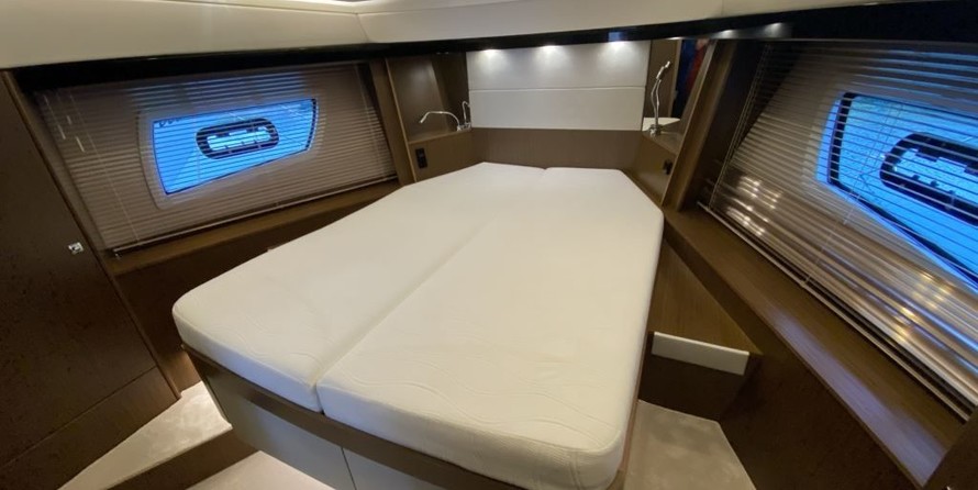 Bavaria Virtess 420 Fly