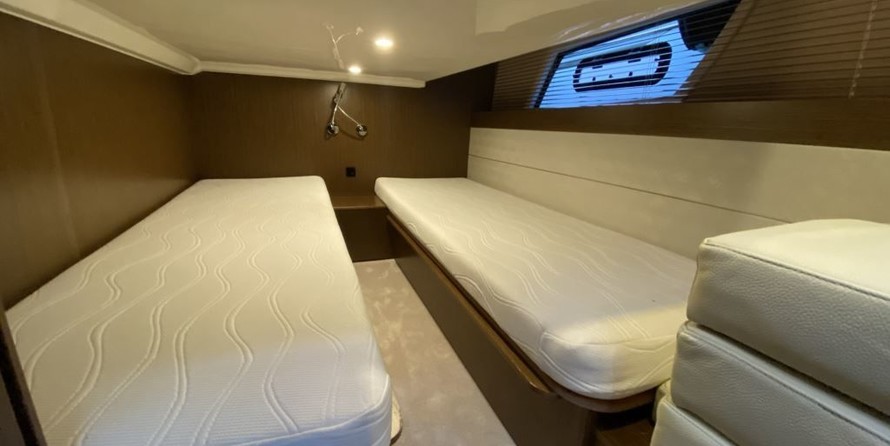 Bavaria Virtess 420 Fly