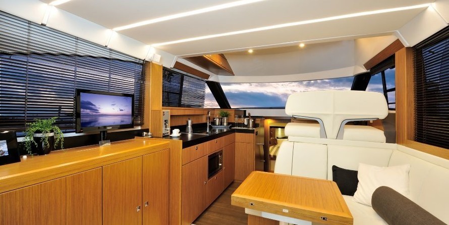 Bavaria Virtess 420 Fly