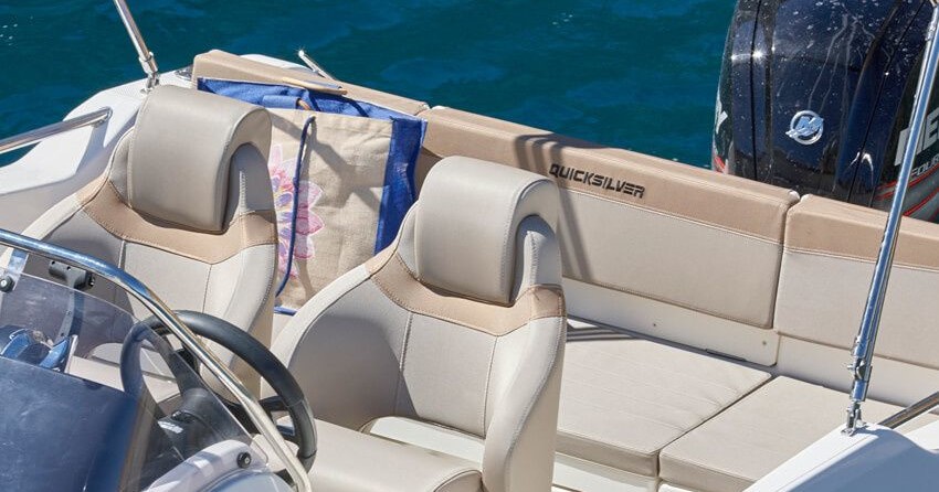 Quicksilver Activ 555 Open