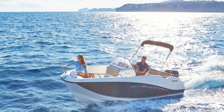 Quicksilver Activ 555 Open