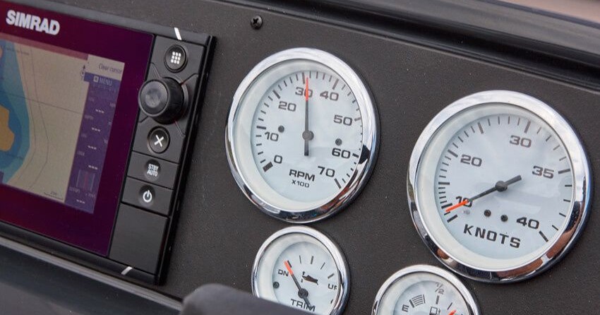 Quicksilver Activ 555 Open