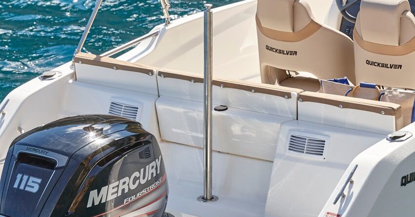 Quicksilver Activ 555 Open