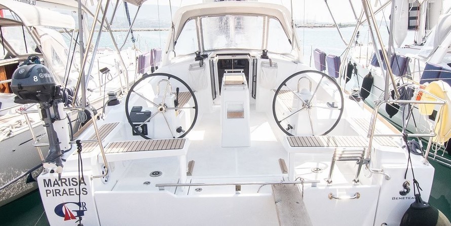 Beneteau Oceanis 38.1