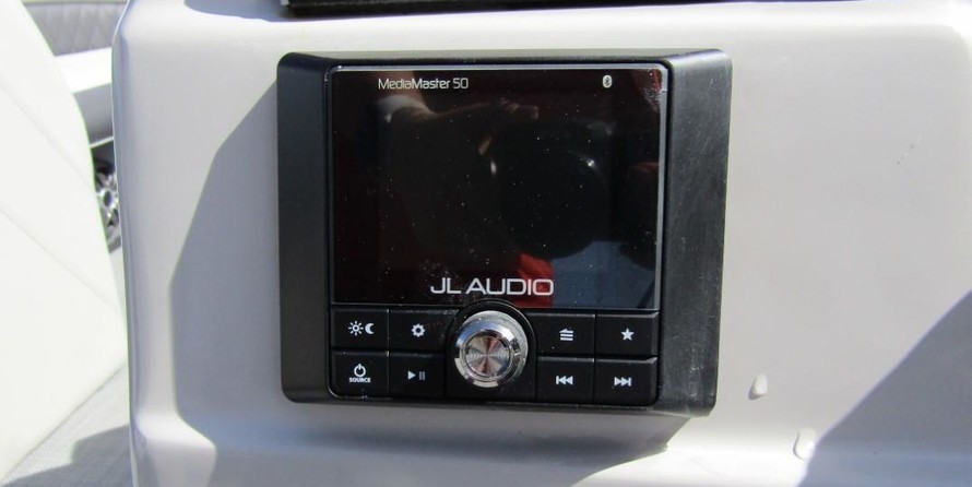 Starcraft Marine SLS 1