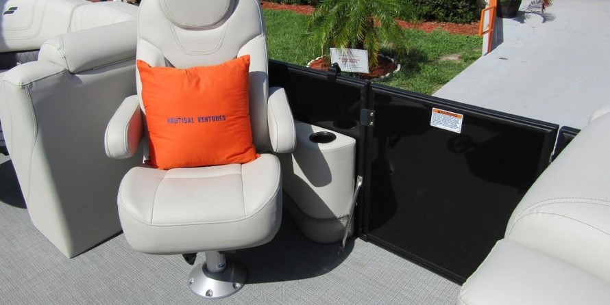 Starcraft Marine SLS 1