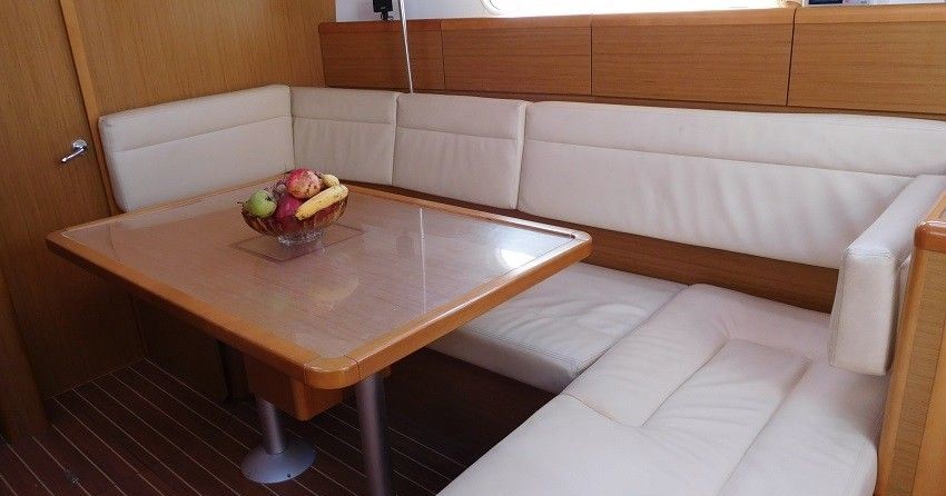 Jeanneau Sun Odyssey 44i