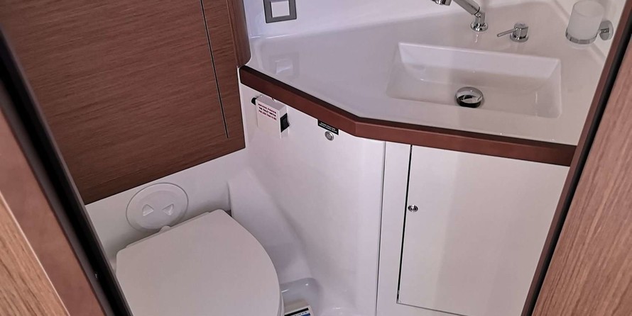 Beneteau Oceanis 46.1
