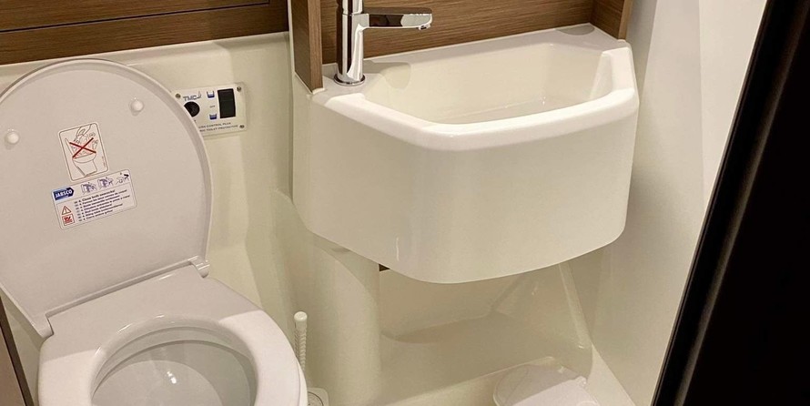 Beneteau Oceanis 51.1