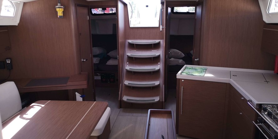 Beneteau Oceanis 46.1