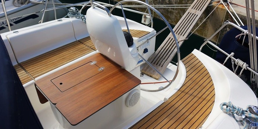 Bavaria 33 Cruiser