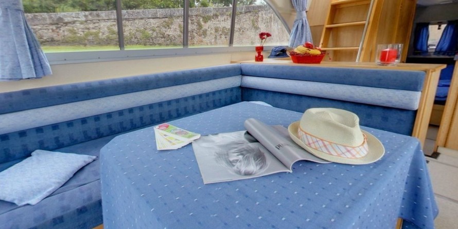 Le Boat Tango