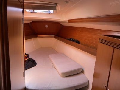 Dufour 40