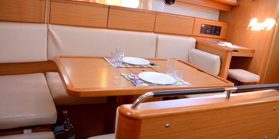 Jeanneau Sun Odyssey 44i