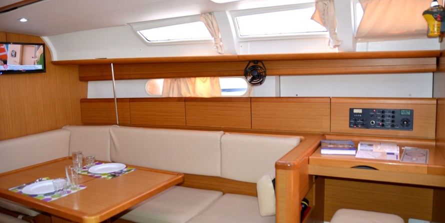 Jeanneau Sun Odyssey 44i