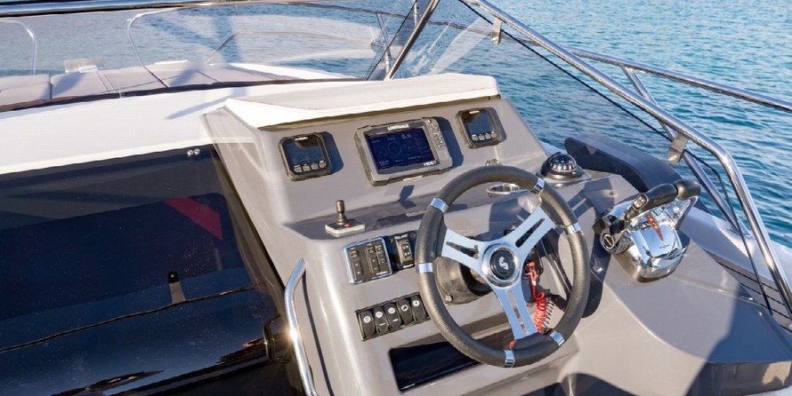 Beneteau Flyer 8.8 SUNdeck