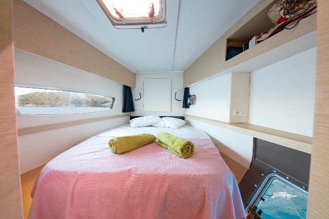 Fountaine Pajot Helia 44