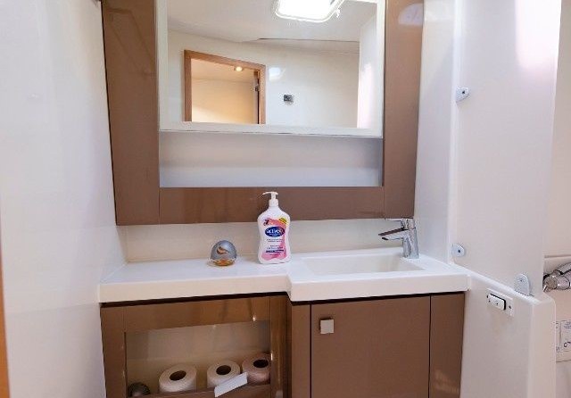 Fountaine Pajot Helia 44