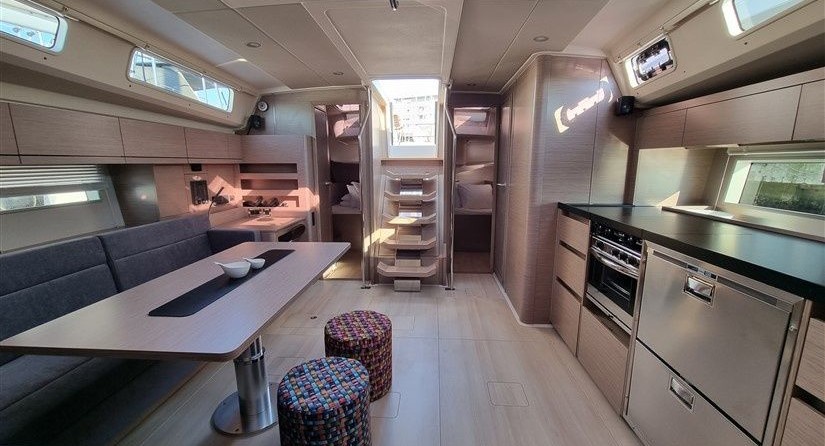 Hanse 508
