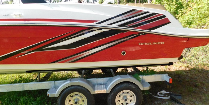 Bayliner VR6 BOWRIDER
