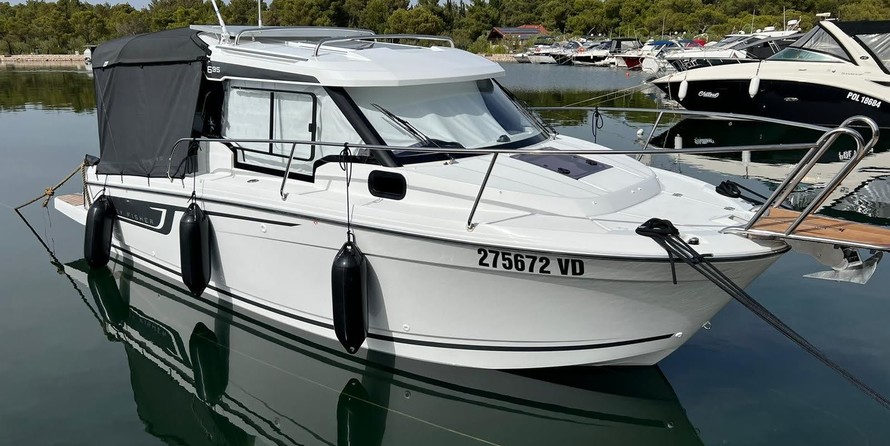 Jeanneau Merry Fisher 695