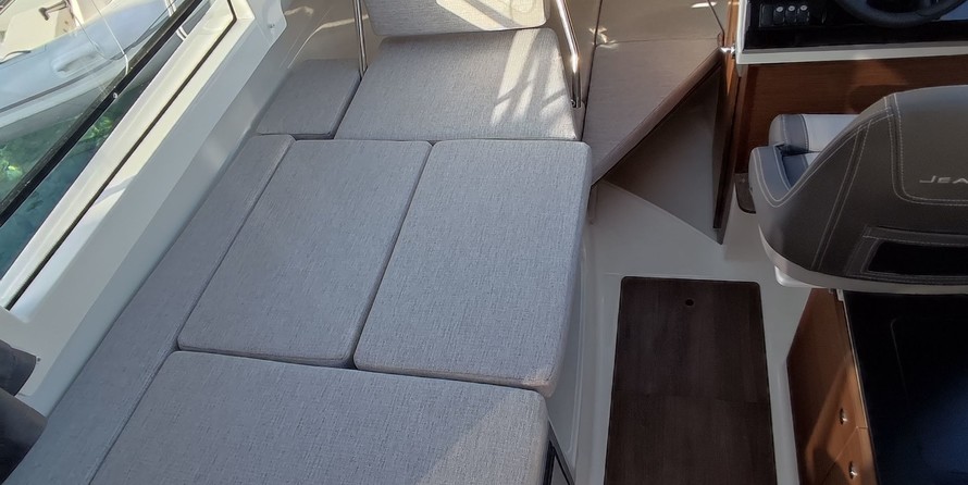 Jeanneau Merry Fisher 695