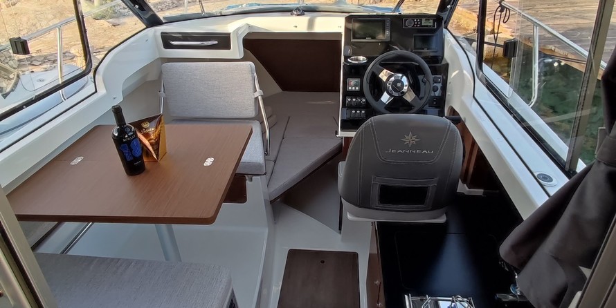 Jeanneau Merry Fisher 695