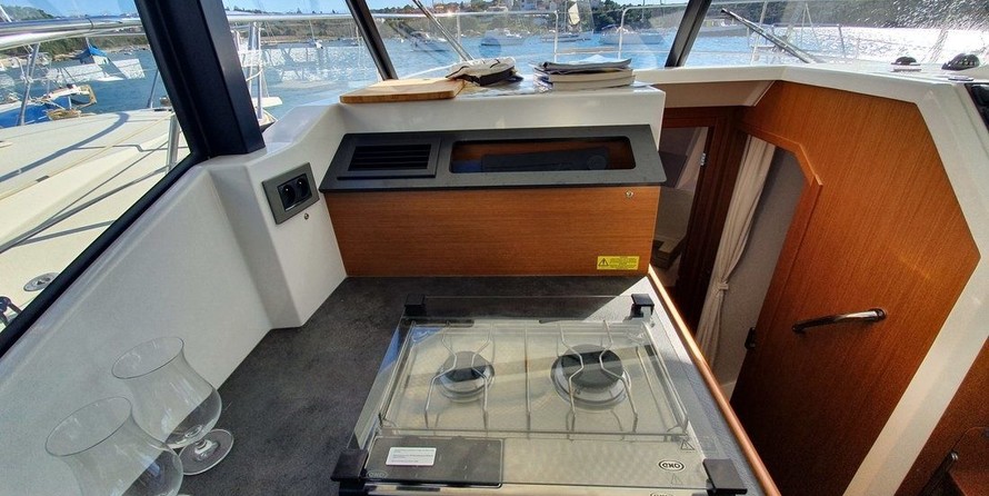 Beneteau Swift Trawler 30