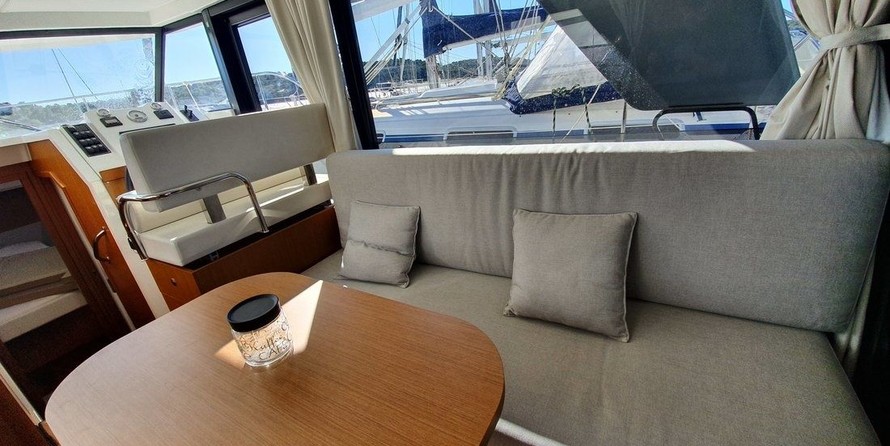 Beneteau Swift Trawler 30