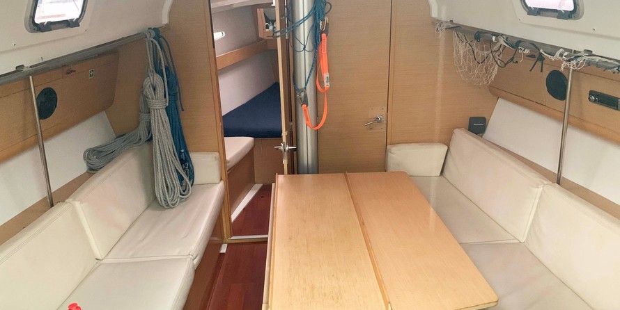 Beneteau First 40