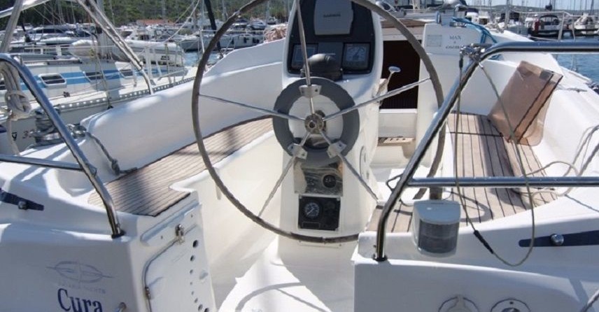 Bavaria 33 Cruiser