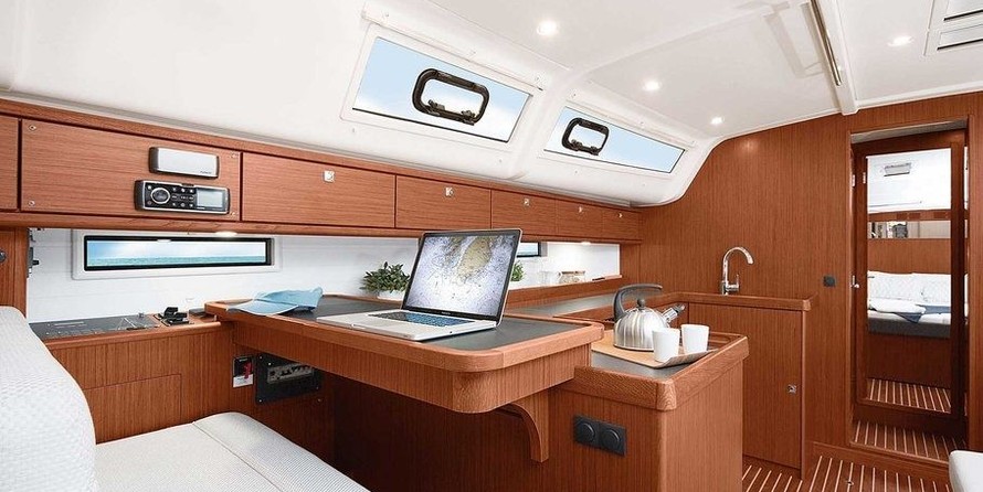 Bavaria Cruiser 51