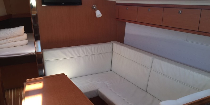 Bavaria 37 Cruiser