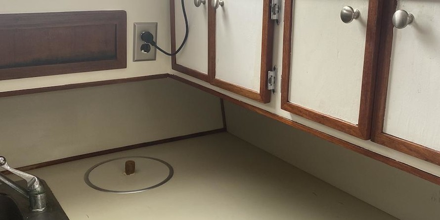 Tollycraft 34 sport sedan