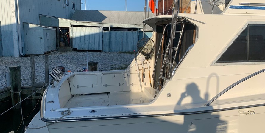 Tollycraft 34 sport sedan