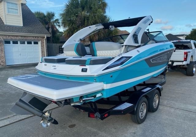 Regal 2300 RX Surf