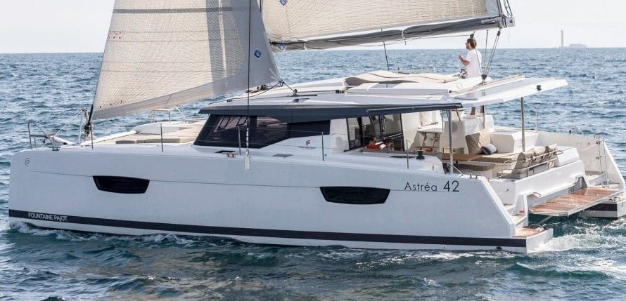 Fountaine Pajot Astréa 42