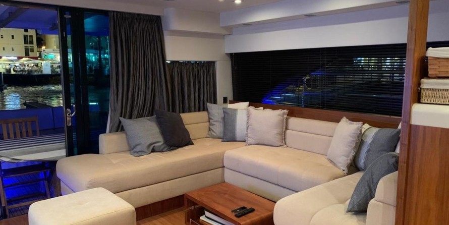 Fairline 58 Squadron