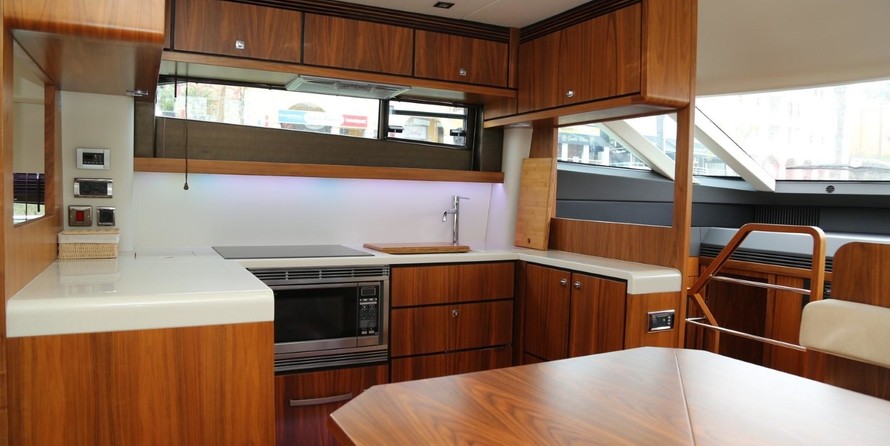 Fairline 58 Squadron