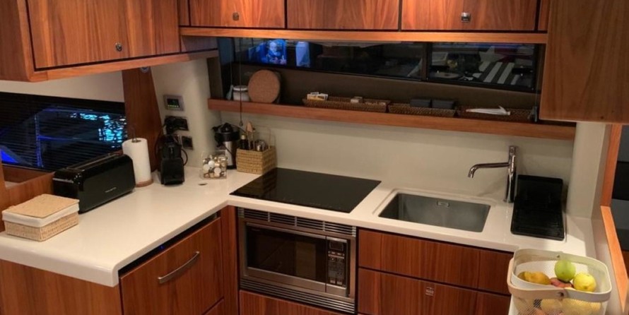 Fairline 58 Squadron