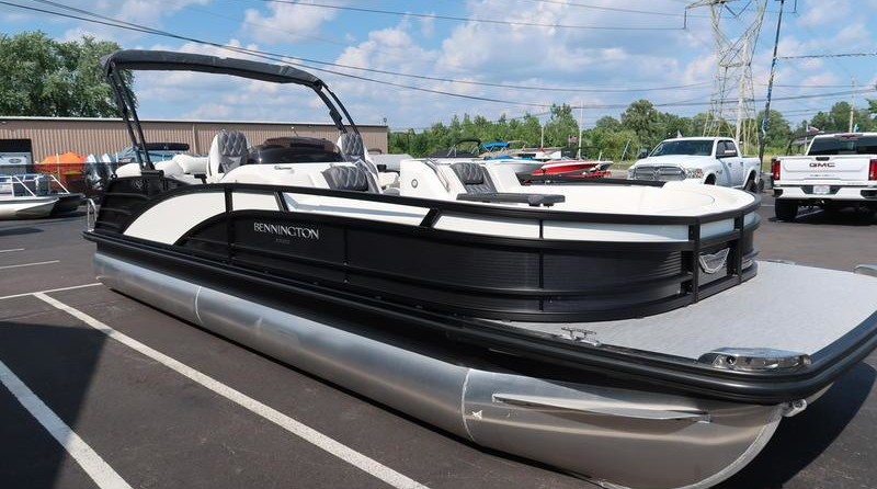 Bennington 24 sbrx