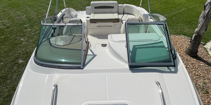 Chaparral 225 SSi