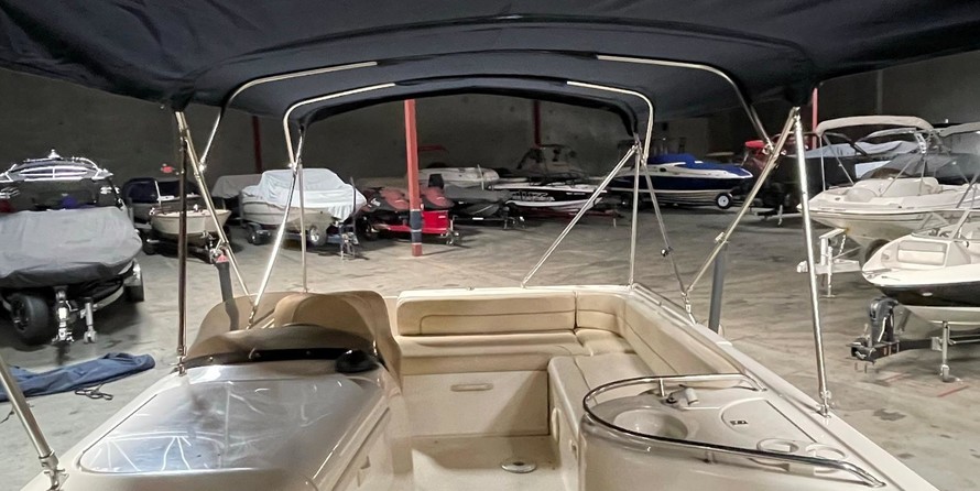 Sea Ray 240 Sundeck