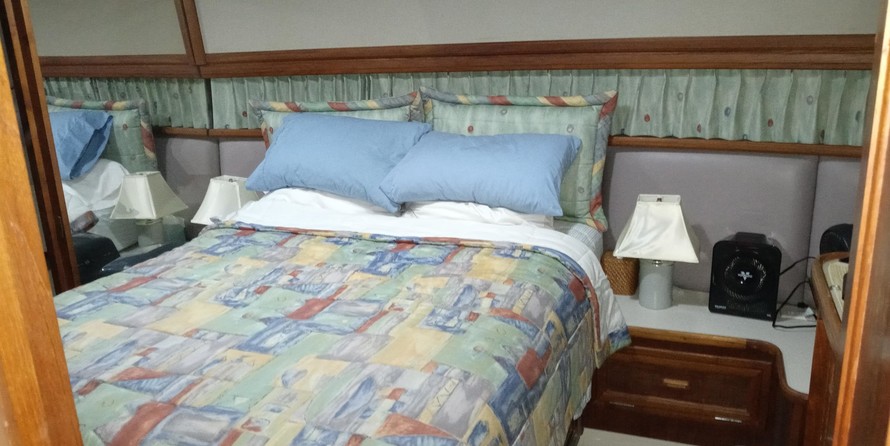 Carver AFT CABIN MOTOR YACHT